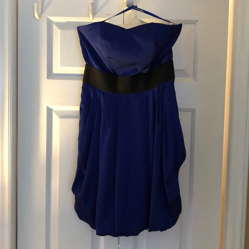 H&M blue sweetheart strapless satin dress, size 4